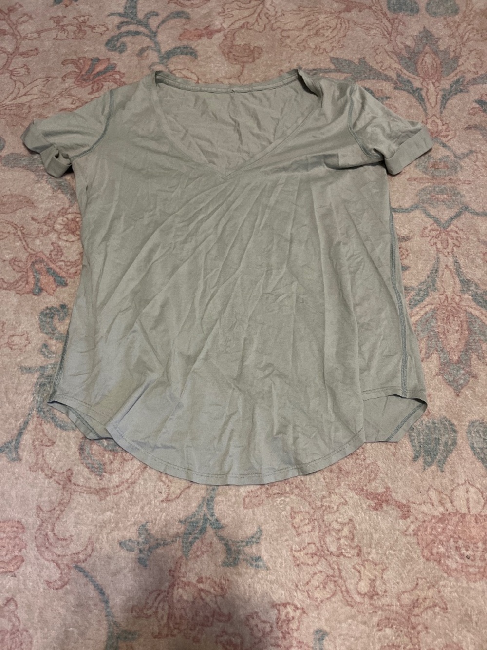 Lululemon V neck